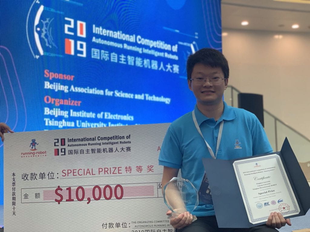 Jiannan Zhao with his award at the Robotics Championship 2019